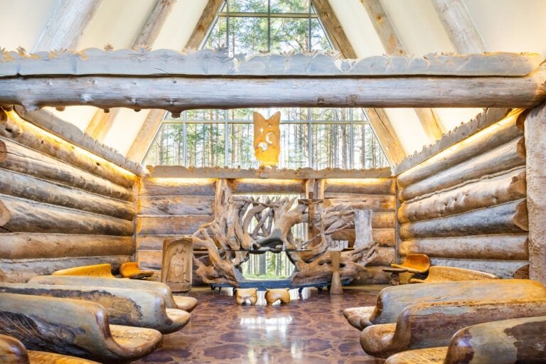 Paaterin kirkon alttari